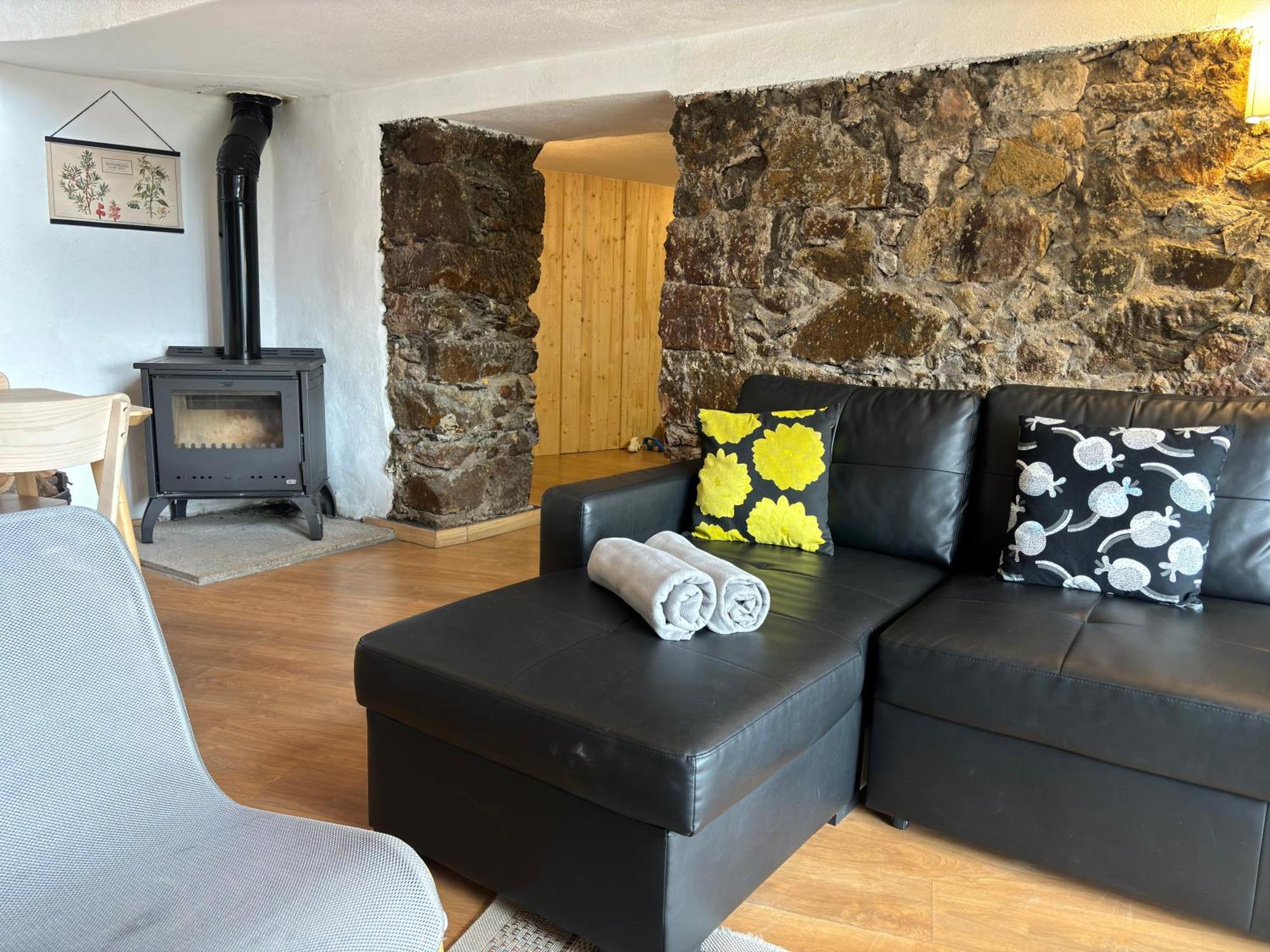 Villa Retiro De - 200 M2 Gondramaz